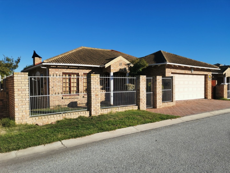 To Let 3 Bedroom Property for Rent in Summerstrand Eastern Cape